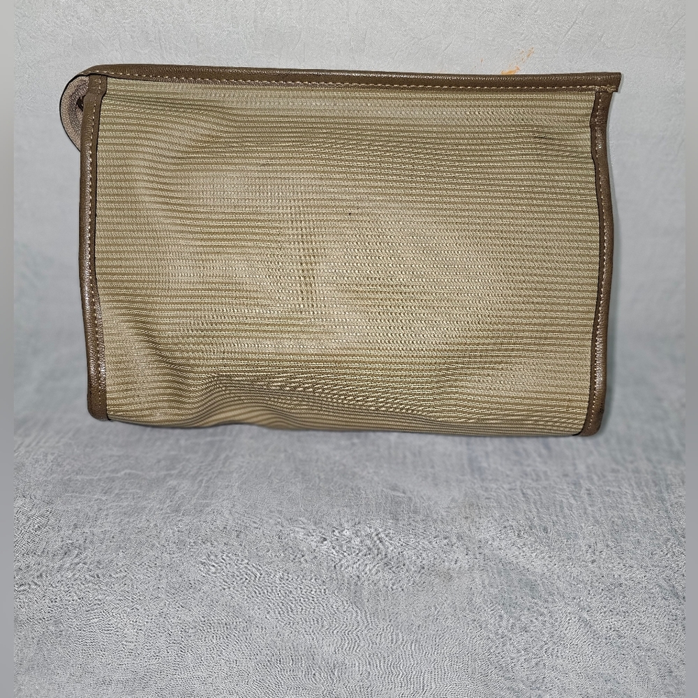 YSL Pouch - Picture 9 of 9